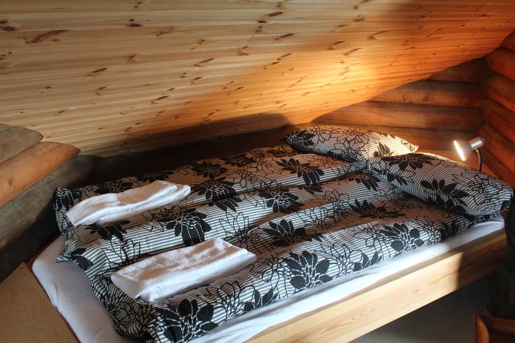 Akureyri Log Cabin Exterior photo