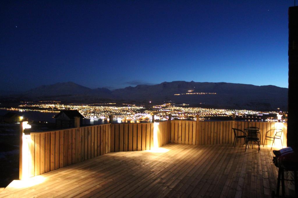 Akureyri Log Cabin Exterior photo