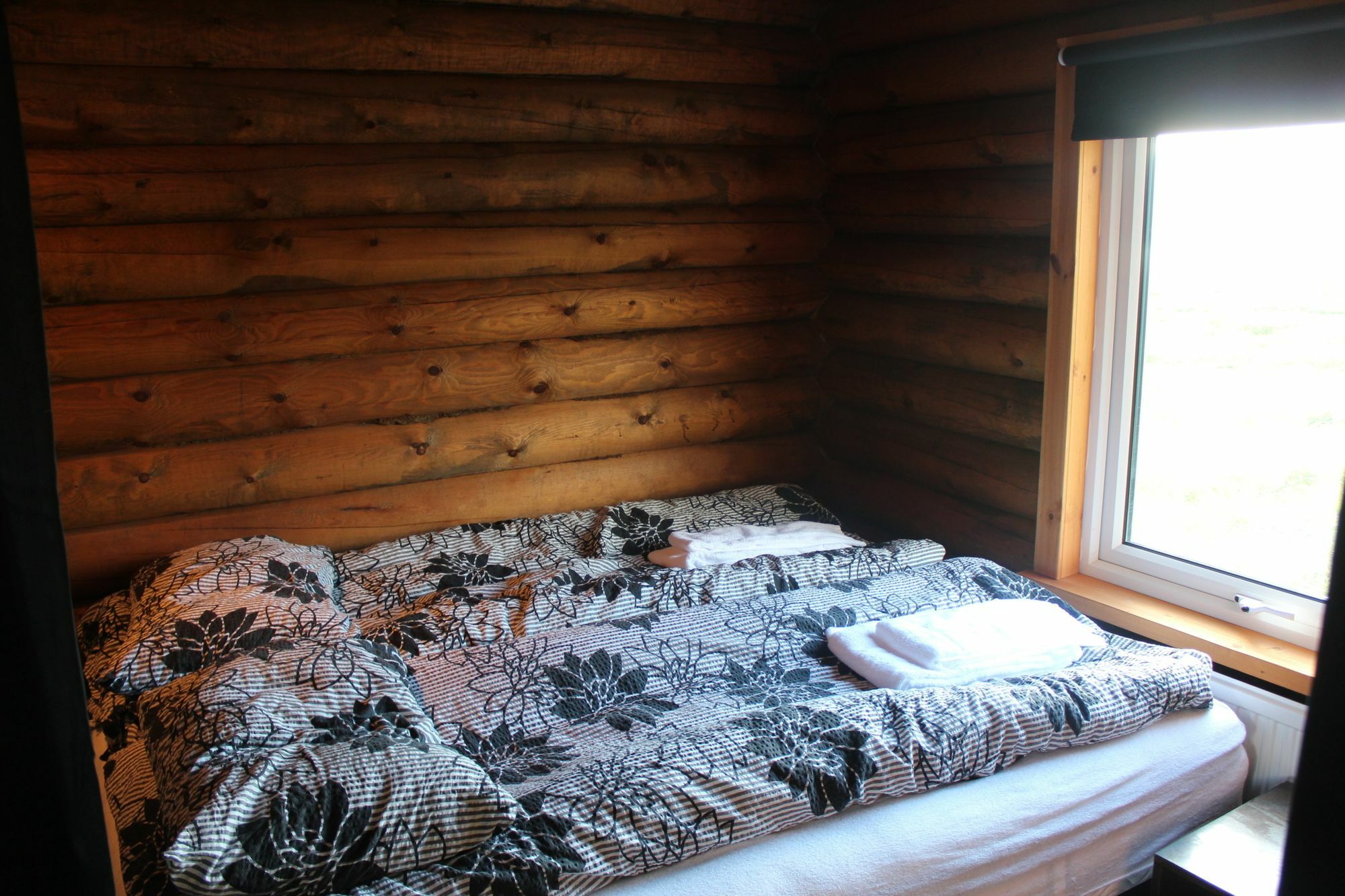 Akureyri Log Cabin Exterior photo